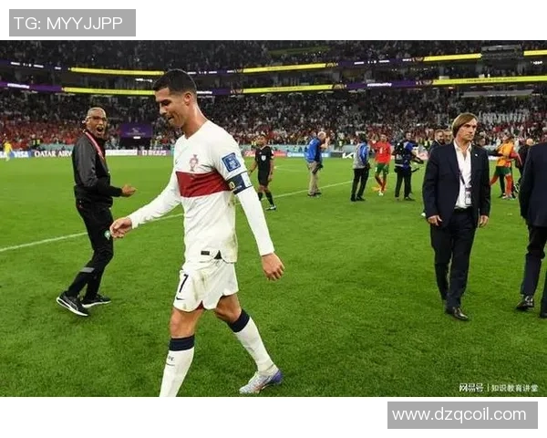 经典老牌足球明星全景回顾与传奇瞬间汇总 经典老牌足球明星全景回顾与传奇瞬间汇总